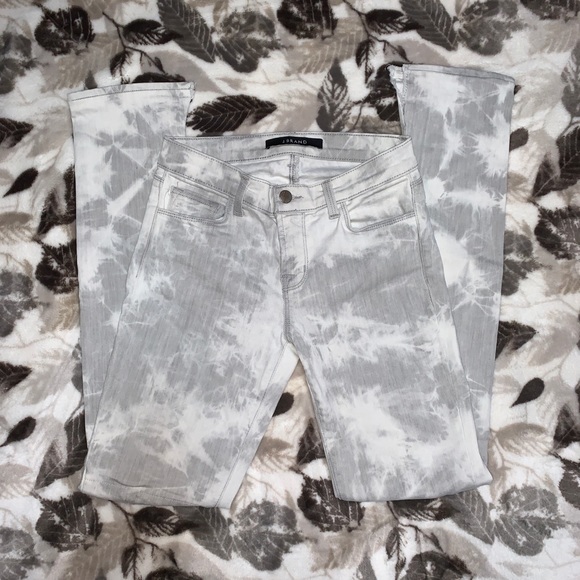 J Brand Rail Distressed Straight Leg Jean in Fame - Picture 4 of 8